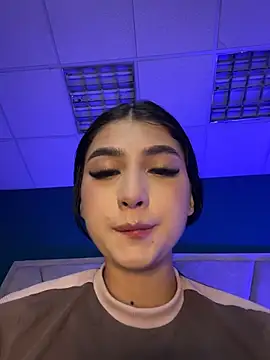 BadLilAngelXXX - FINGERING PUSSY CLOSE UP 👉🏻🔥