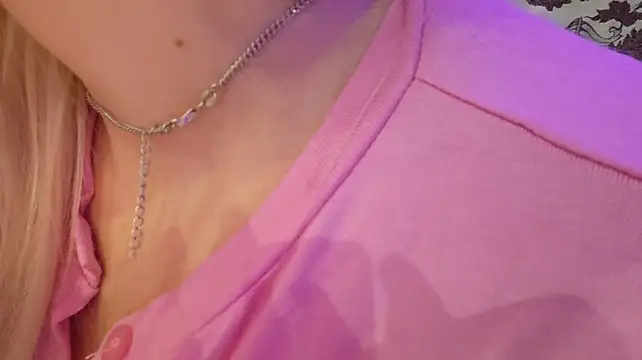 JennellLumpp - Should I look into your eyes… if I dare?