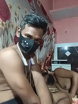 Hot_Indiancpl