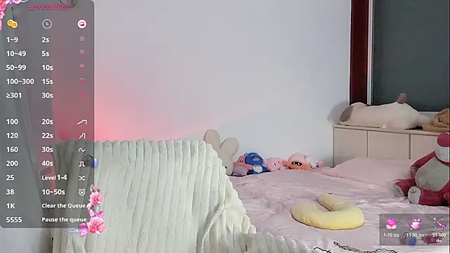 _flipped_ - show boobs露胸
