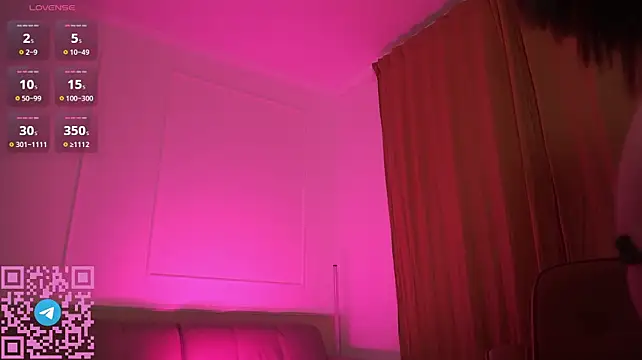 Ellie_land - naked