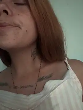 Cassy-1 - PLUG ANAL😈🍑