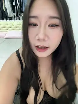 Yuanyuan-107 - 赚钱钱买泡机