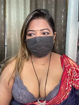 Lovely-Geet - BOOBS OILING😘😘