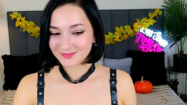 BaileeLynn - 😈NAKED 5 MIN