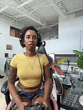 Your_Paris - Last tipper gets a cum video