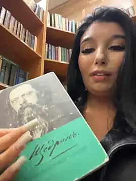 Tisha_Busty - PANTIES in MOUTH+RUB pussy near people