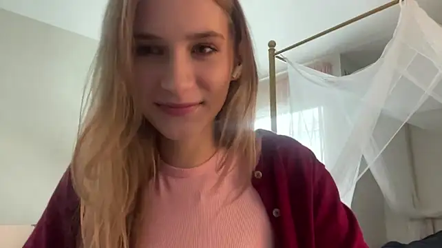 LynellMilleson - airkisses and good morning ^^