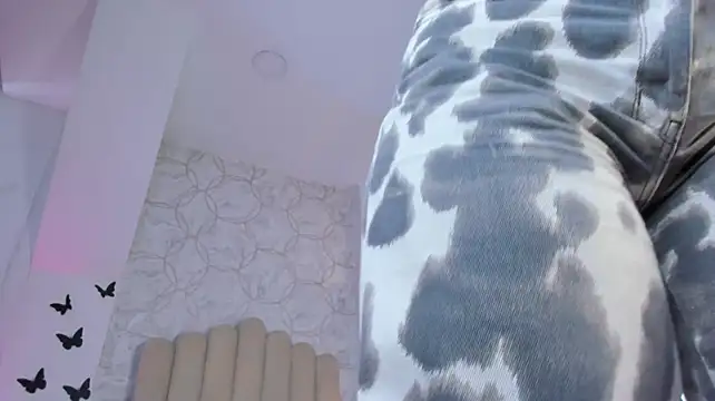 Emma_Torres__ - OIL ASS