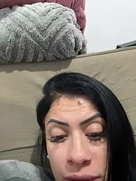 Belababyy - Peladinha se masturbando