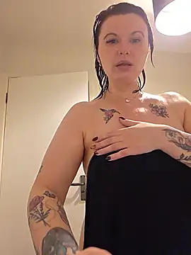 XxxMsIrishCreamxxX - fuck massive dragon dildo