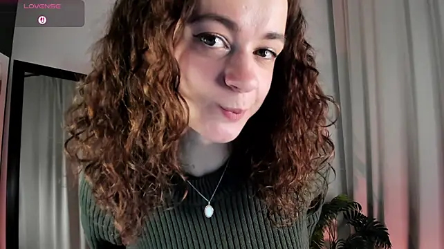 Curly_Moon