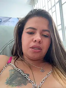 Ariana-07 - 🍩open asshole baby🍩