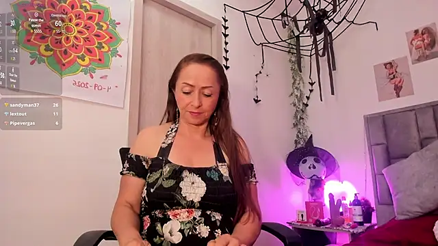 Giovanela_rose - Undress Me For You 👗🎉