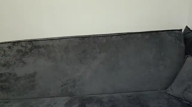 Finna_be - sqezee my ass close up