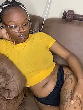 YummyMelanin117 - Spoils Daddy