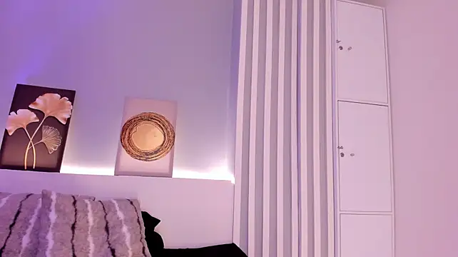 Eva__tylor - ICE CUBES PLAY ON NIPLES 🧊🍦