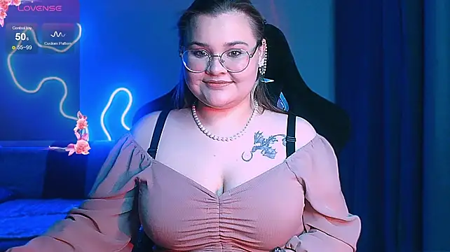 InLoveWithLife26 - Towel Show