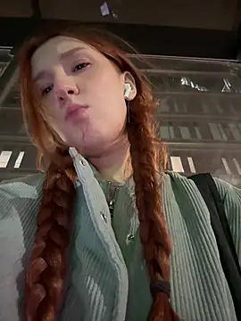 Katexxxx - take off pants on public toilet 🍑