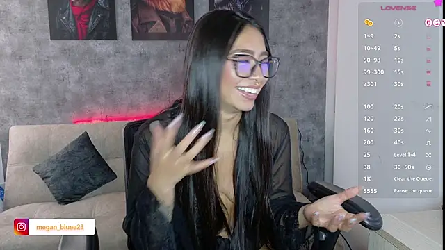 Megan_bluee23 - mi tip favorito es 38