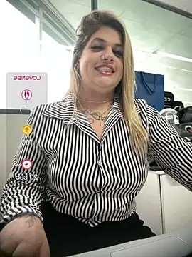 Kahreal - FUDER A BUCETA NO ESCRITÓRIO