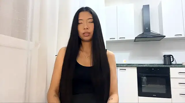 SilvaAmsler - lick and bit my lips