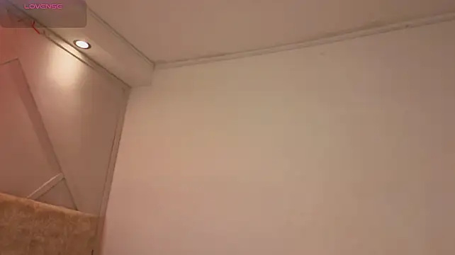 Amara_queen_ - finger in pussy in doggy 👉🌸