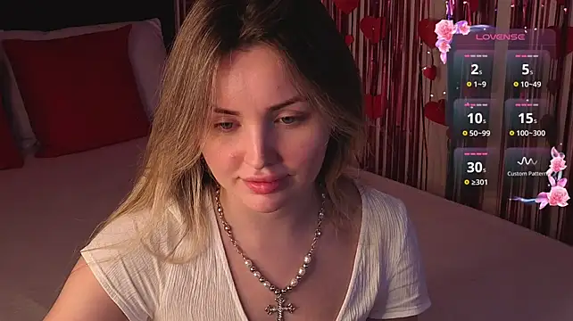Lora_Rosee - tease ass 🥵💦