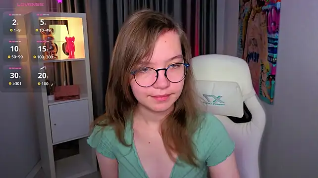 LiaBroock - feet show