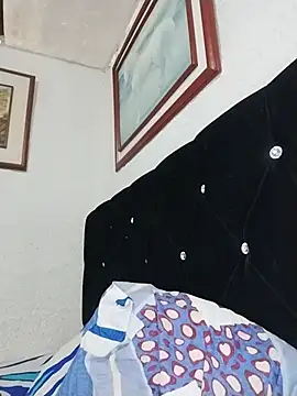 ElizabethWeill - Wet my panties and make me masturbate