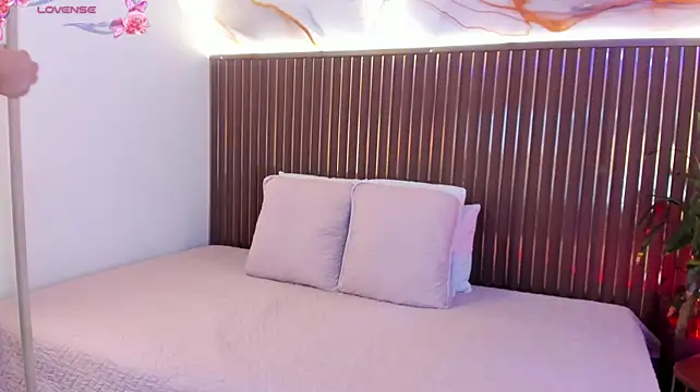 HoneyMilf_ - Make me hot daddy