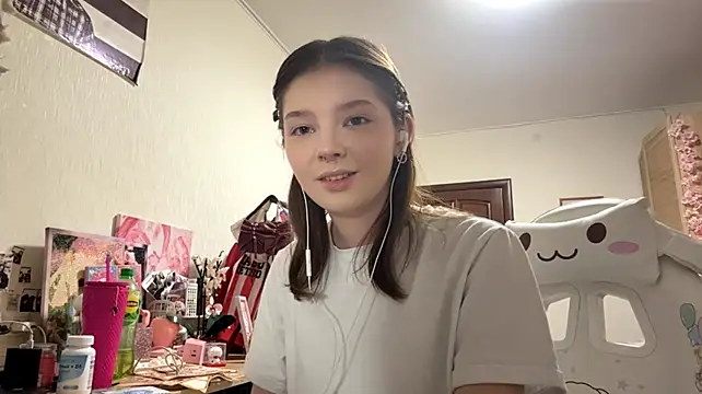 KeshiaTayan - Slowly twirl in front of the camera