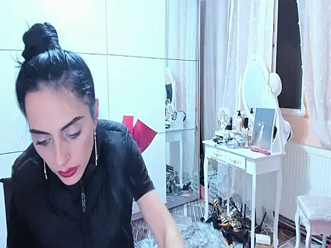 Jessycute28 - obey and get my panties wet