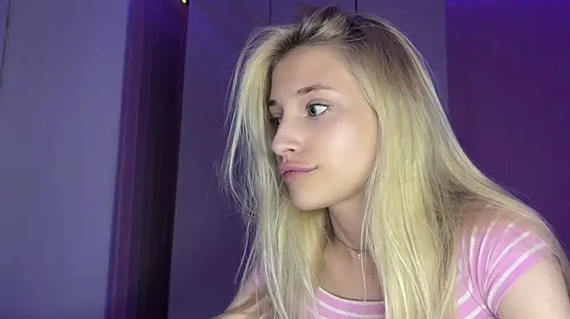 FiveFootBlonde - dance
