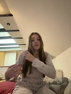 MyCherryKiss - Doggy Pose and spank ass