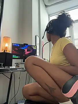Your_Paris - LUSH ON CLIT 4 MINS - PUSSY OUT?