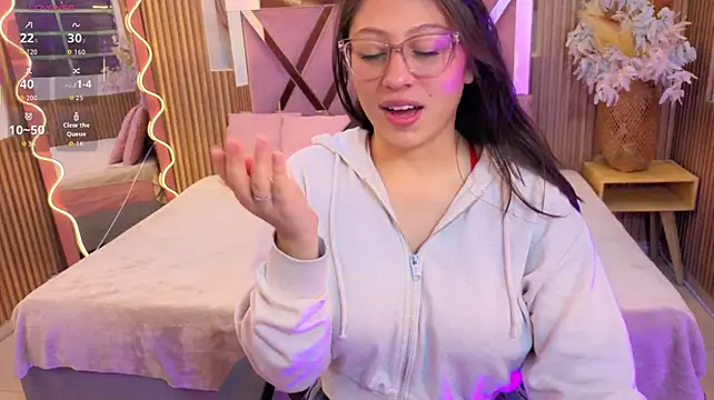 JENAYE_TAY