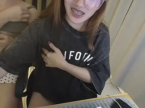 Sexybabedine - squirt play pussy