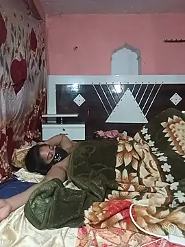 Hot_Indiancpl