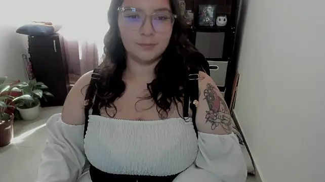 Aika-dreams - show tits