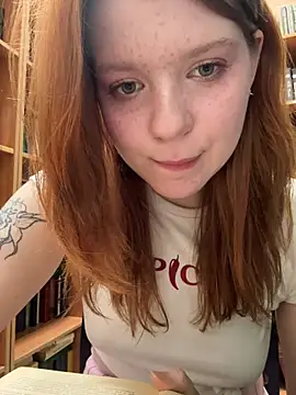 Freaky__Nikki - cum near urians in doggy