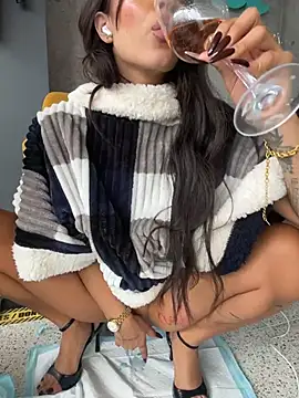 MystiqueXXX - GET ME UR CREAM FOR MY COFFEE 🥵💦