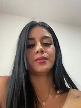 Lau_val69 - Flash Breasts