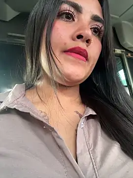 MAYE__13 - I take off my bracelets in public