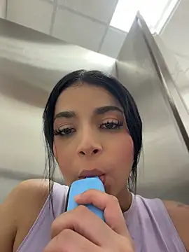 ArieliciousXXX - SQUIRT IN GLASS AND DRINK PRINCESS 😇💦