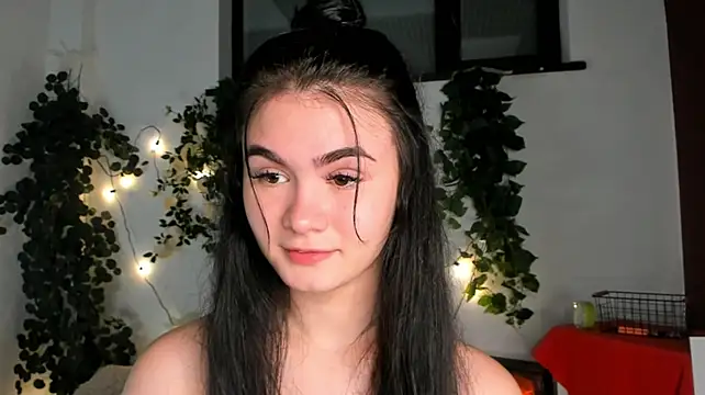 A1ice_lo - Show my tits and squeeze them