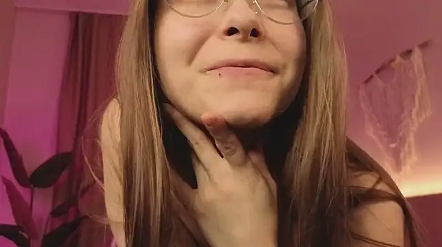 CassieCool - massage my butt under skirt