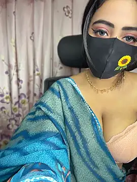 Naughty_Queen49 - 2 Ice on boobs 🧊🥵