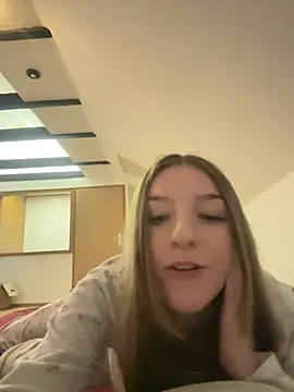MyCherryKiss - Doggy Pose and Twerk Ass🍑