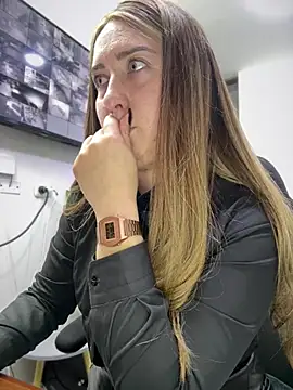 Suzy-111 - 🍑PLUG ANAL 🔥